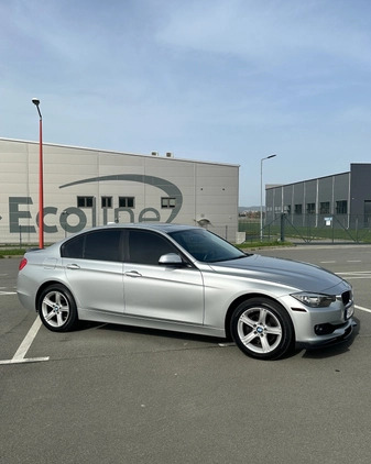 BMW Seria 3 cena 59000 przebieg: 200350, rok produkcji 2015 z Krosno małe 191